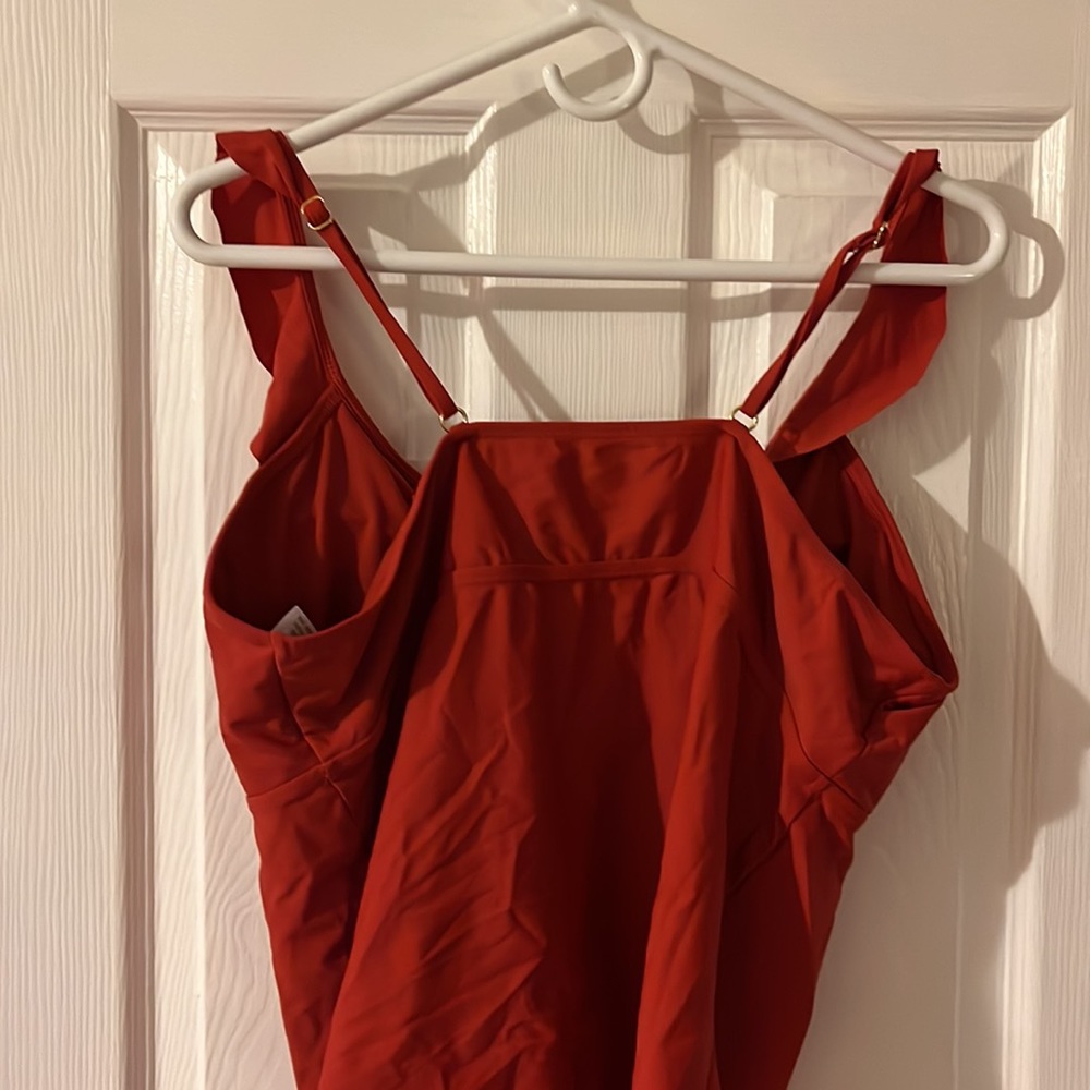 Time and tru swim top (3) - Picture 3 of 6